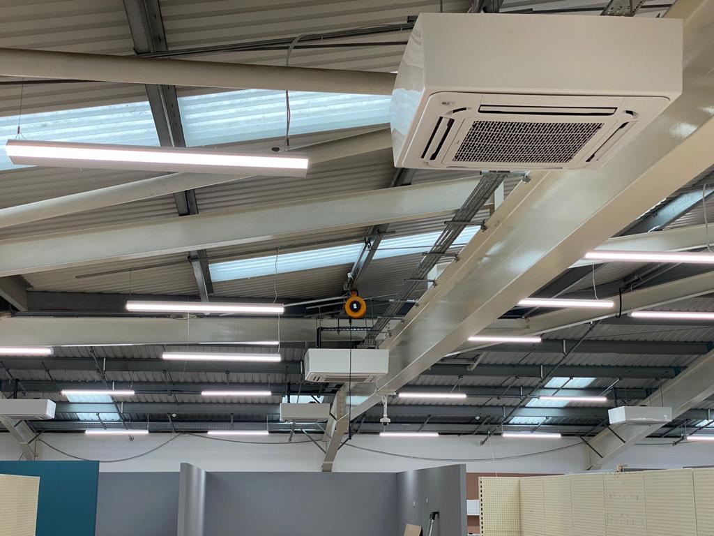 Ceiling cassettes installed in an open-plan unit